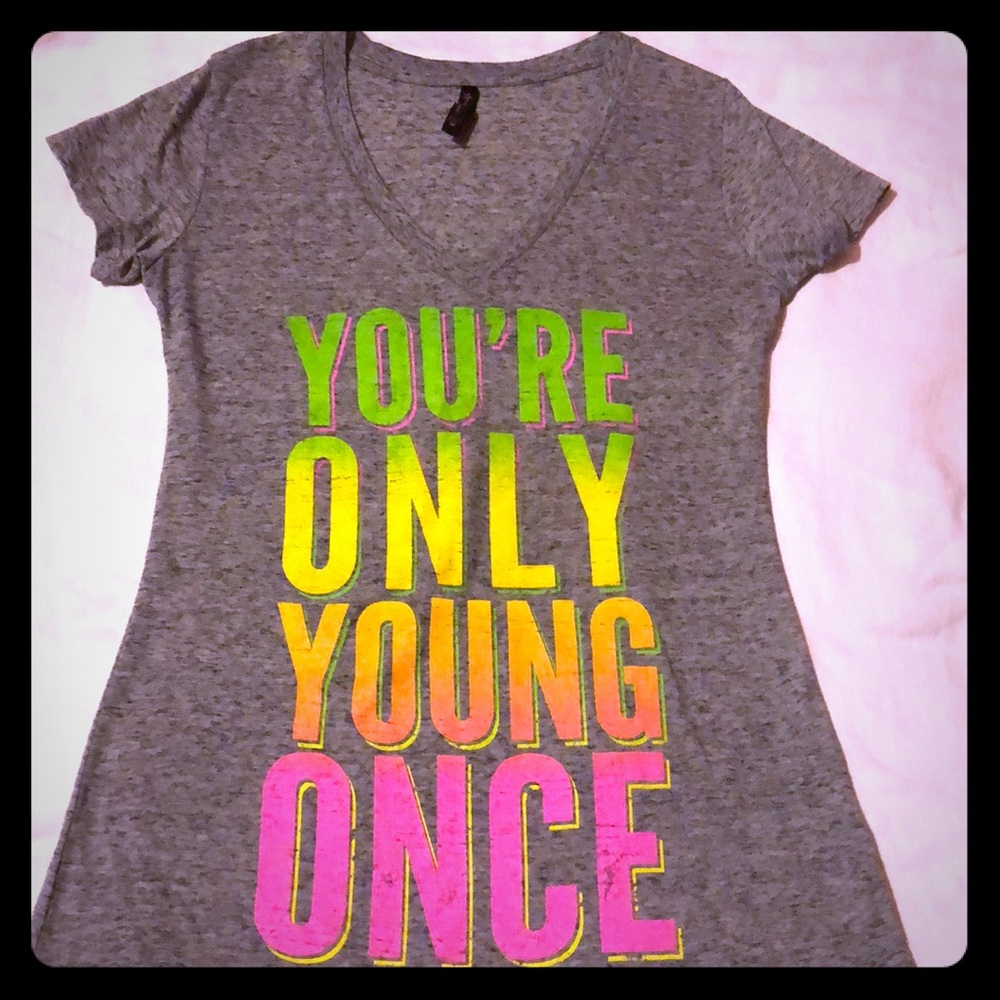 Tee